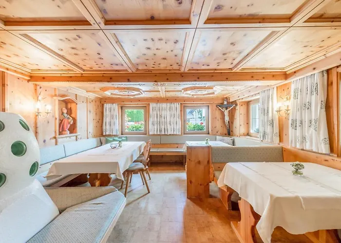 Sepp Santer Hétvégi ház